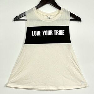 ALO Yoga Cream white and Black Muscle Tee